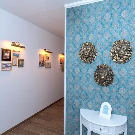 Marasovic & Deluxe * Split