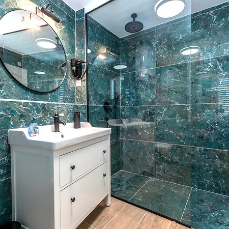 Apartamento Marasovic & Deluxe