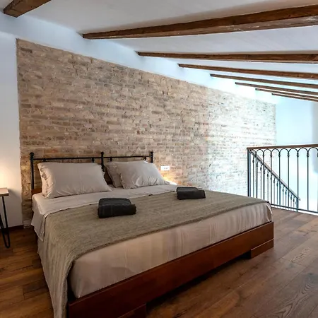 Marasovic & Deluxe Apartment *