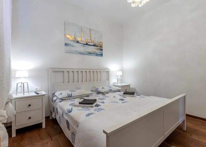 Apartamento Marasovic & Deluxe *