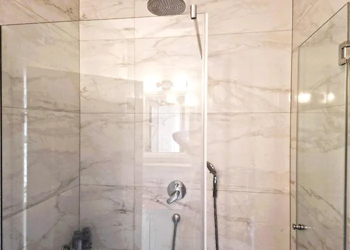Marasovic & Deluxe Apartamento
